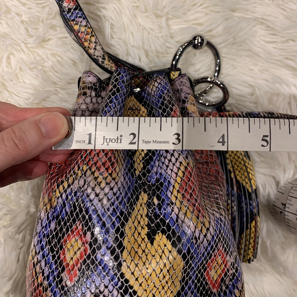 Rebecca Minkoff Multicolor Snake-Print Crossbody Bucket Bag - Picture 11 of 12